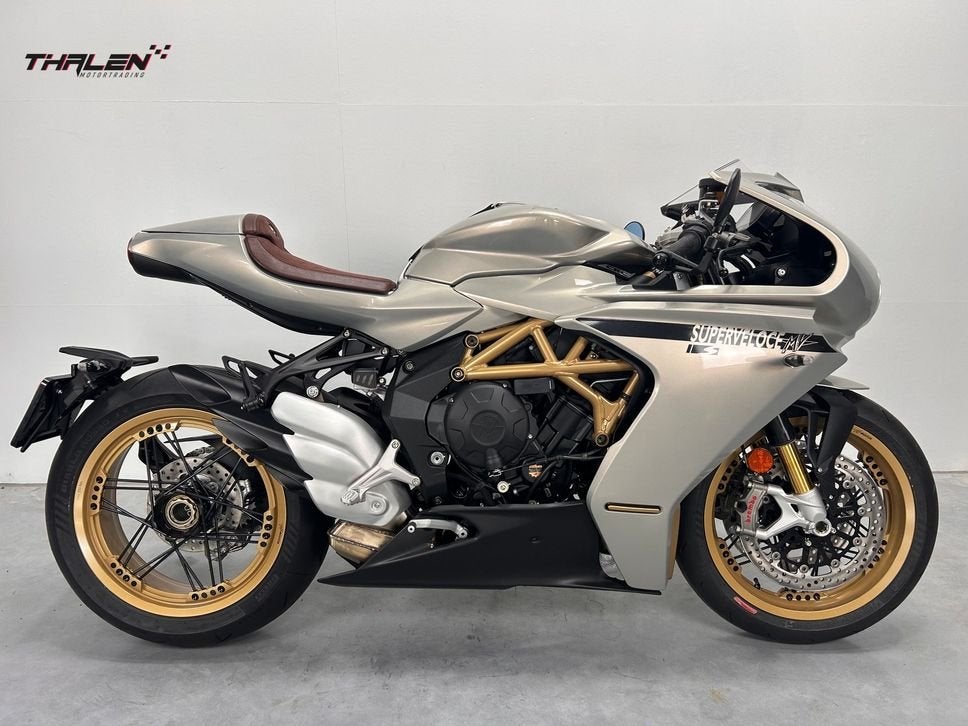 MV AGUSTA SUPERVELOCE 800 S Nieuw (bj 2025)  9 km, Motorrijbewijs A, Bedrijf, Super Sport, Meer dan 35 kW