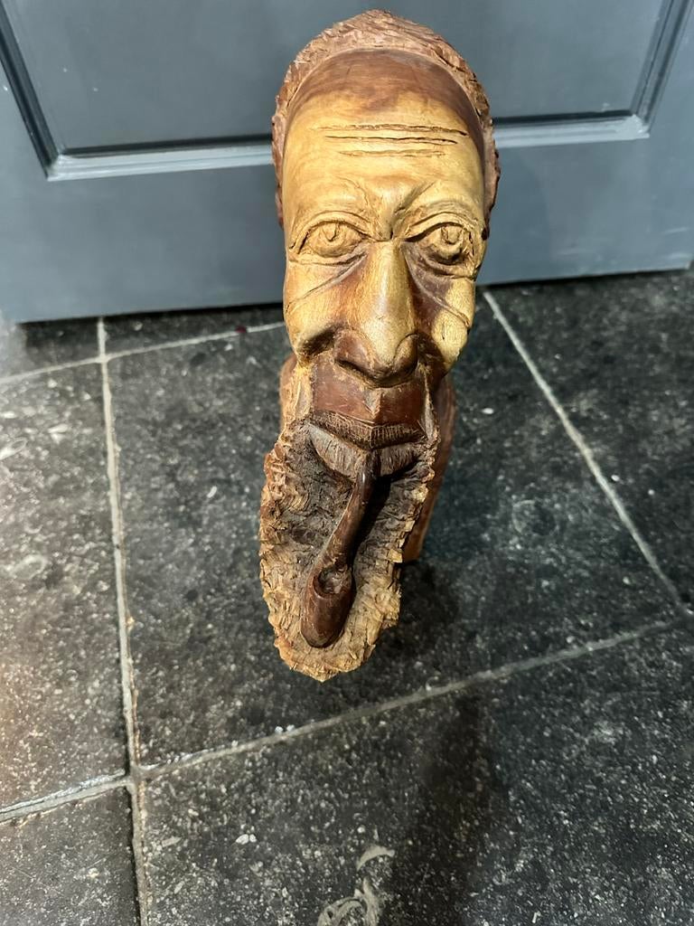 Uniek handgesneden houten beeld van een man met pijp, Antiek en Kunst, Kunst | Beelden en Houtsnijwerken, Ophalen