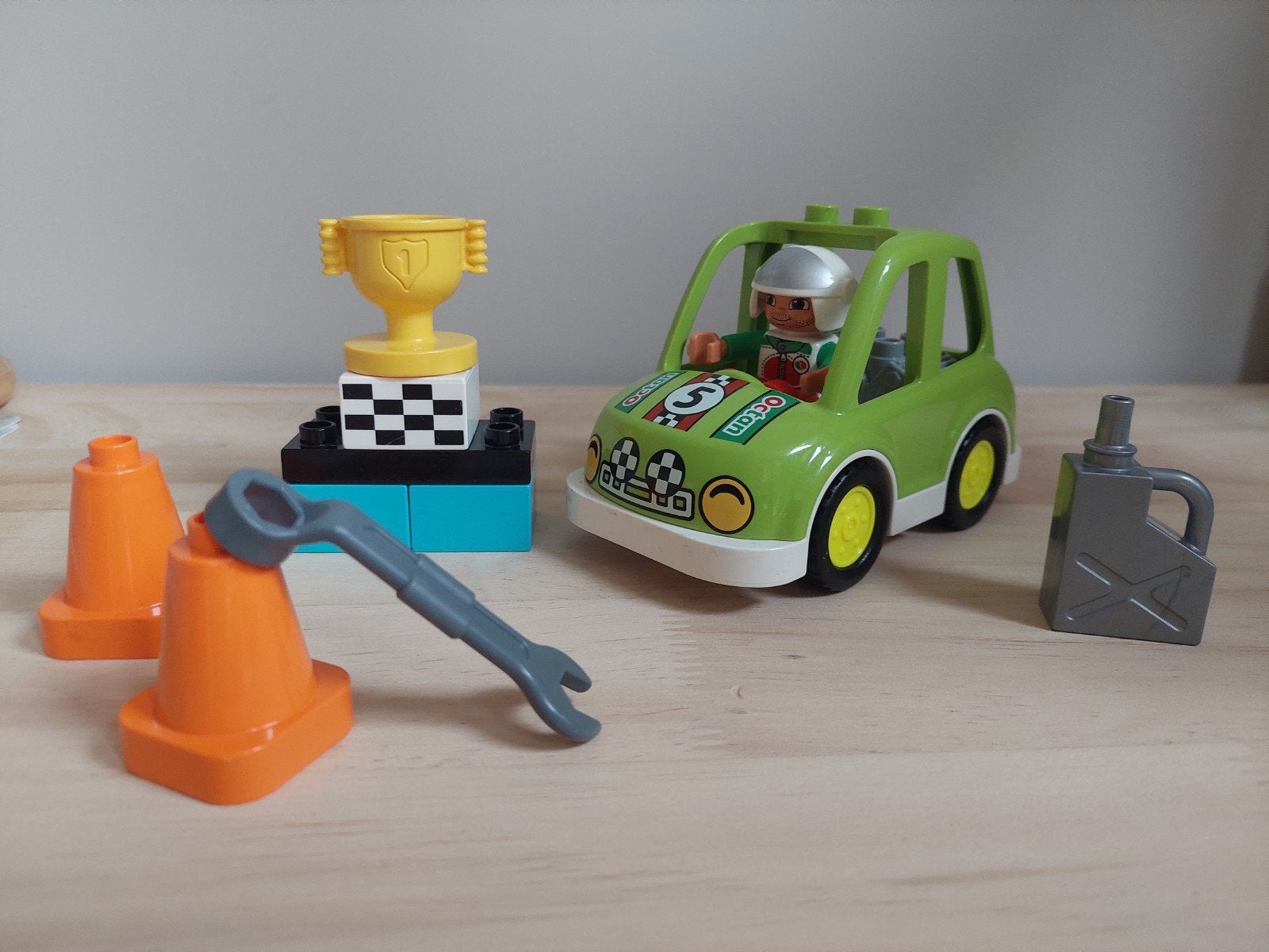Duplo Raceauto, Ophalen, Gebruikt, Overige thema's, Inclusief minifiguren