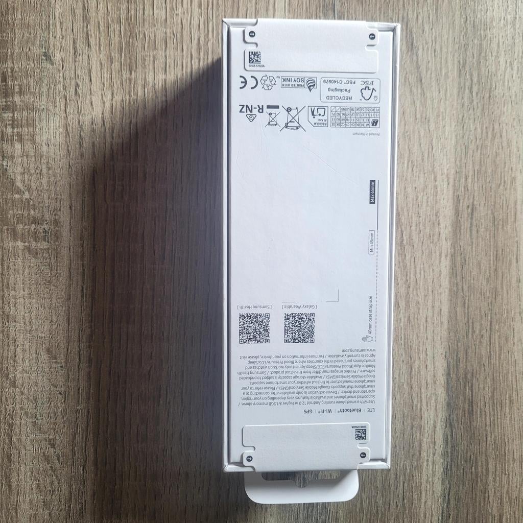 Samsung Galaxy Watch 8 40mm LTE - Nieuw in doos, Ophalen of Verzenden, Nieuw, Zwart, Android