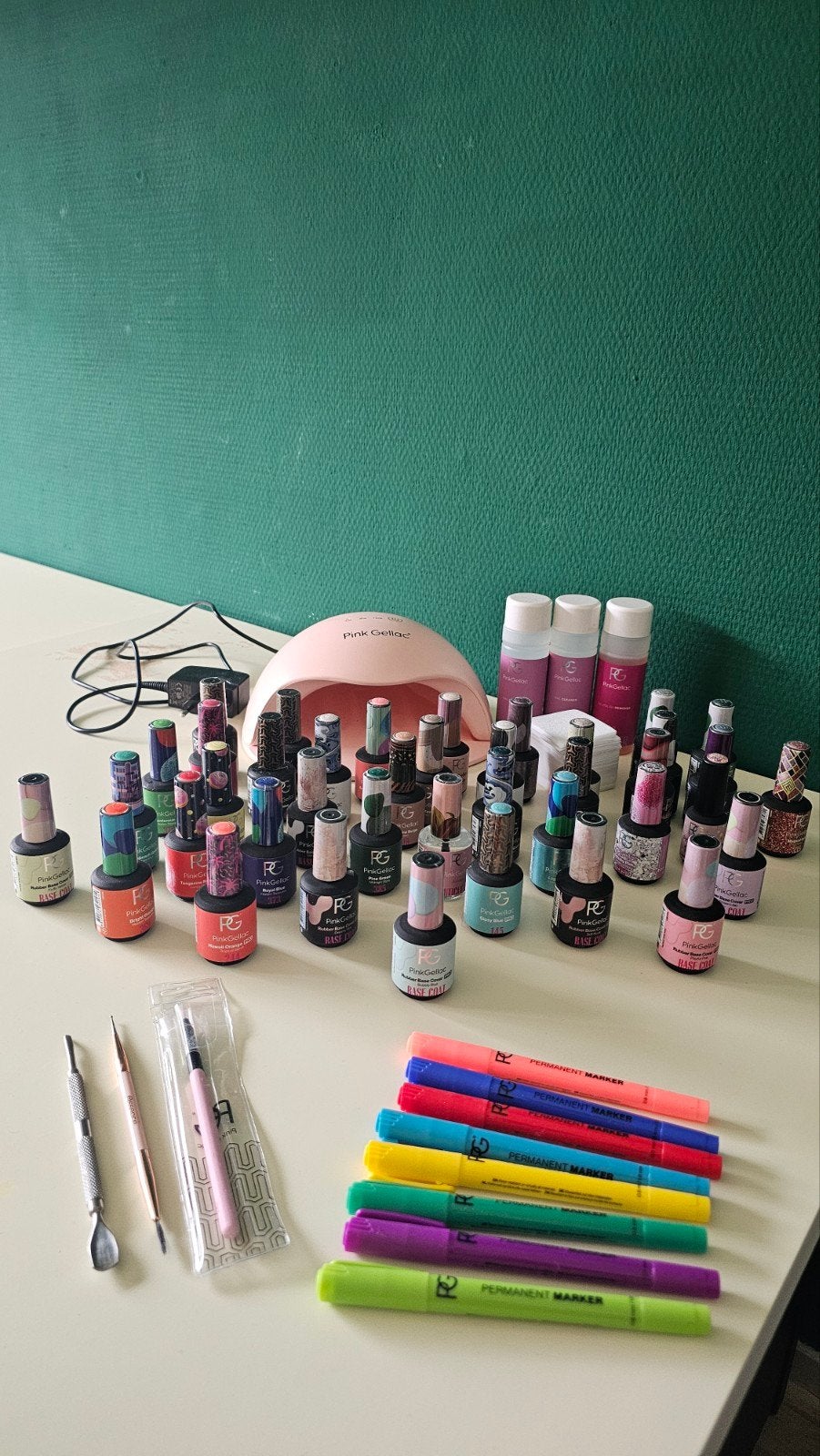 Pink Gellac Complete Set: Lamp, 35 Lakjes & Accessoires, Sieraden, Tassen en Uiterlijk, Uiterlijk | Cosmetica en Make-up, Verzenden