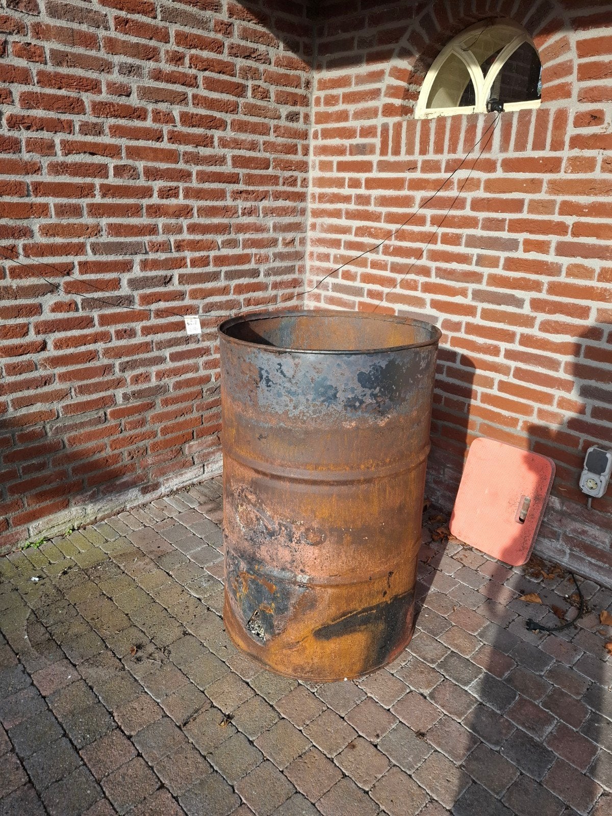 Vuurton olievat, Ophalen, Gebruikt, Vuurton