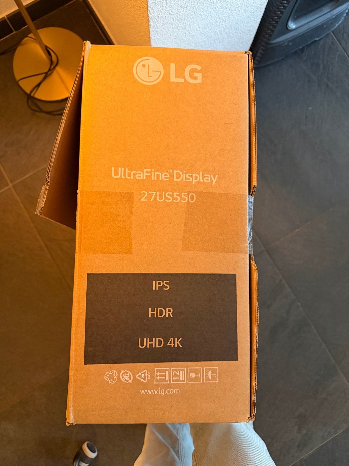 LG UltraFine Display 27US550 4K IPS Monitor, Computers en Software, Monitoren, HDMI, IPS, Kantelbaar, Ophalen of Verzenden