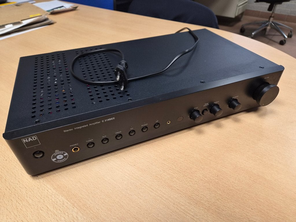 Versterker NAD C 316BEE, Overige merken, Gebruikt, Ophalen of Verzenden, 120 watt of meer