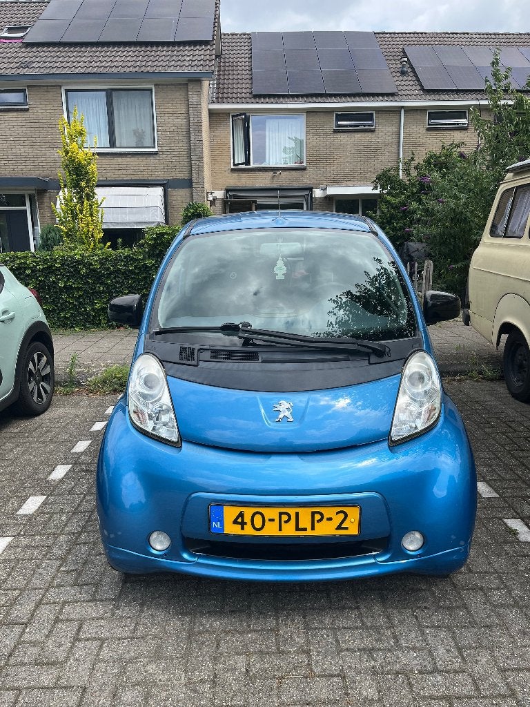 Peugeot iOn Electric 2011 Blauw, Auto's, Peugeot, Automaat, 1095 kg, 43 €/maand, 47 pk