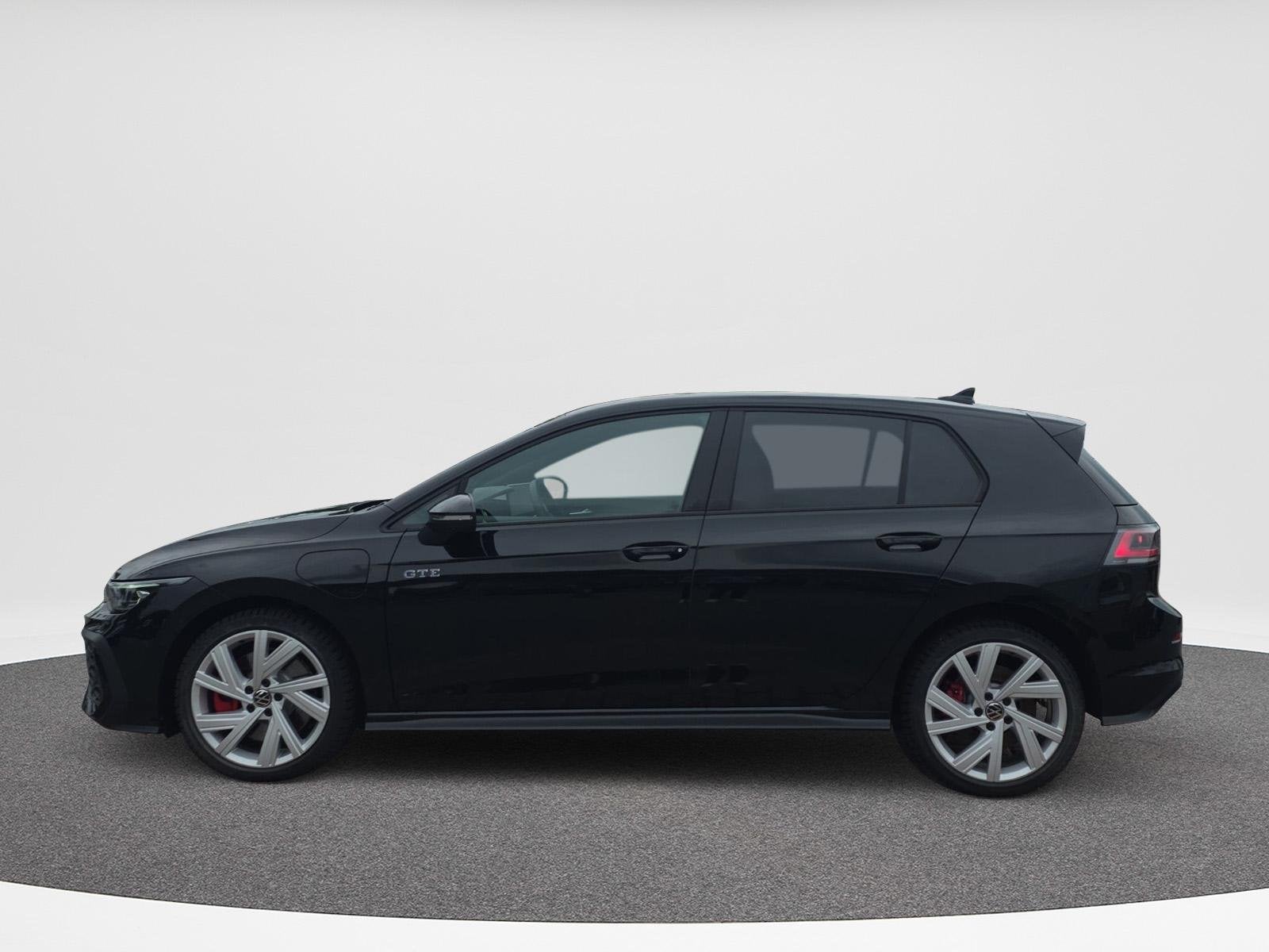 Volkswagen Golf 1.5 eHybrid GTE | PHEV | 272Pk | Trekhaak |, 4 cilinders, 150 min, 333 km/l, 1500 kg