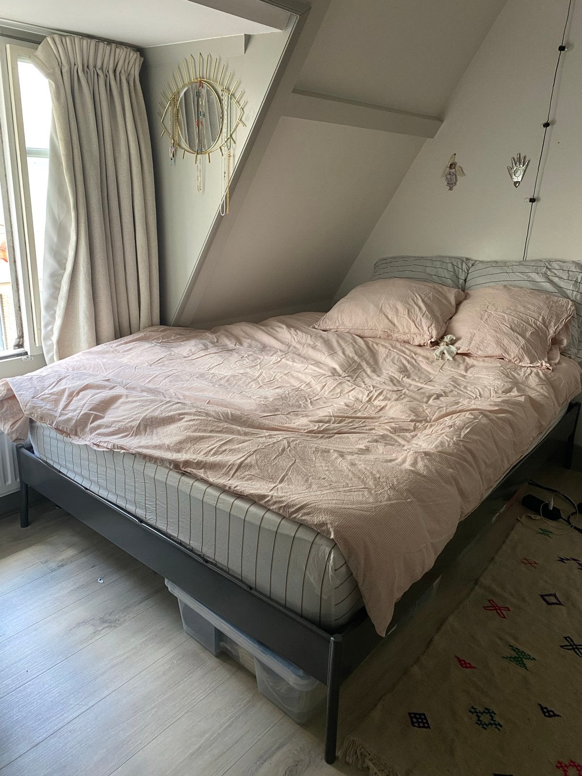 Ikea bed 140x200 met of zonder hoofdbord, Kinderen en Baby's, Kinderkamer | Bedden, Ophalen, Gebruikt, 100 cm of meer, Lattenbodem