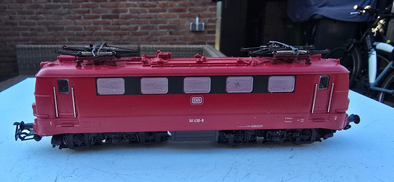 Marklin/trix express H0 br141 elok neu rot., Gebruikt, Trix, Ophalen of Verzenden, Gelijkstroom