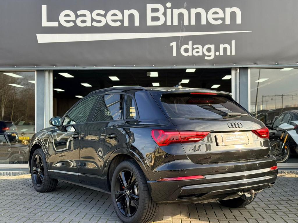 Audi Q3 45 TFSI quattro S-Line Camera/Blindspot/Trekhaak, Auto's, Audi, Automaat, Gebruikt, 1984 cc, Leder en Stof