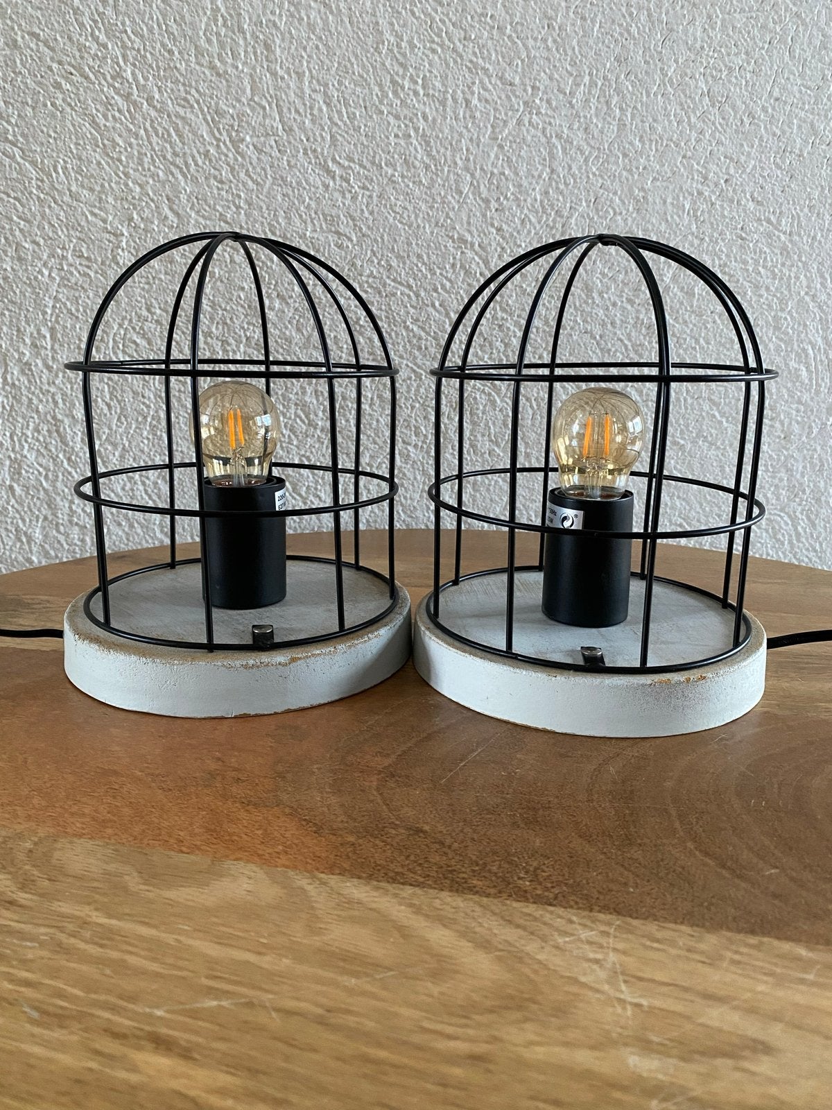 Set van 2 Industriële Tafellampen met Metalen Rooster, Huis en Inrichting, Lampen | Tafellampen, Ophalen, Gebruikt, Meerkleurig