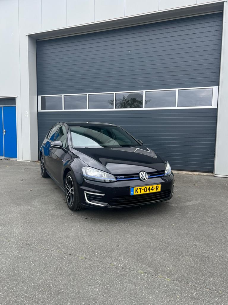 Golf 7 gte, Automaat, Zwart, 4 cilinders, Zwart