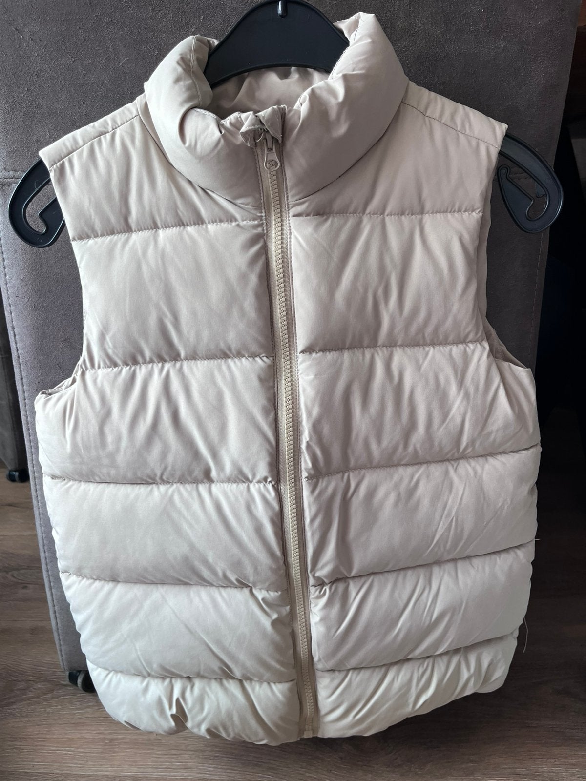 Beige bodywarmer maat 146/152, Ophalen of Verzenden, Zo goed als nieuw, Meisje, Jas