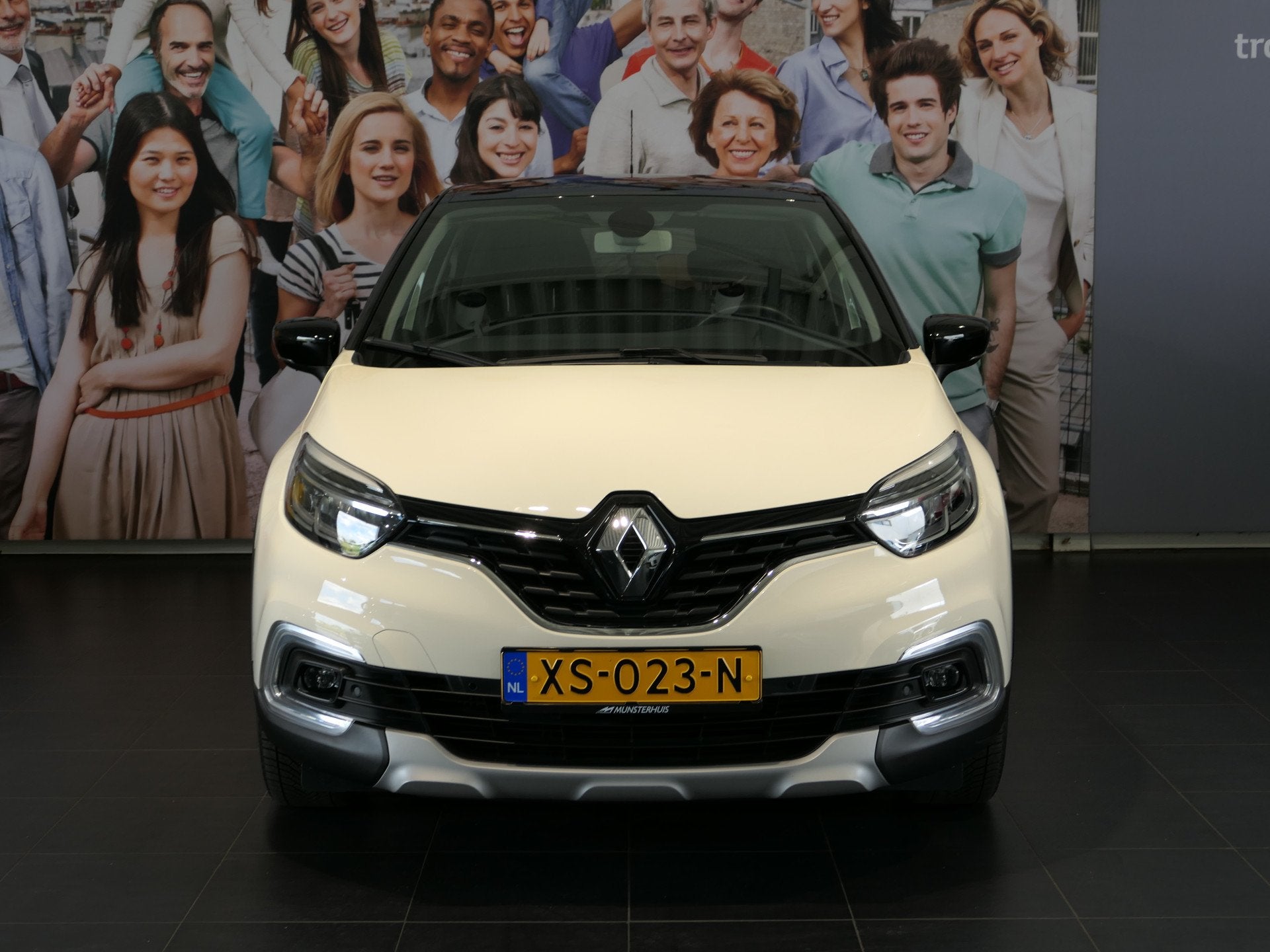 Renault Captur 1.3 TCe Intens *AUTOMAAT!* - Trekhaak - Dodeh, Stof, Gebruikt, 4 cilinders, 150 pk