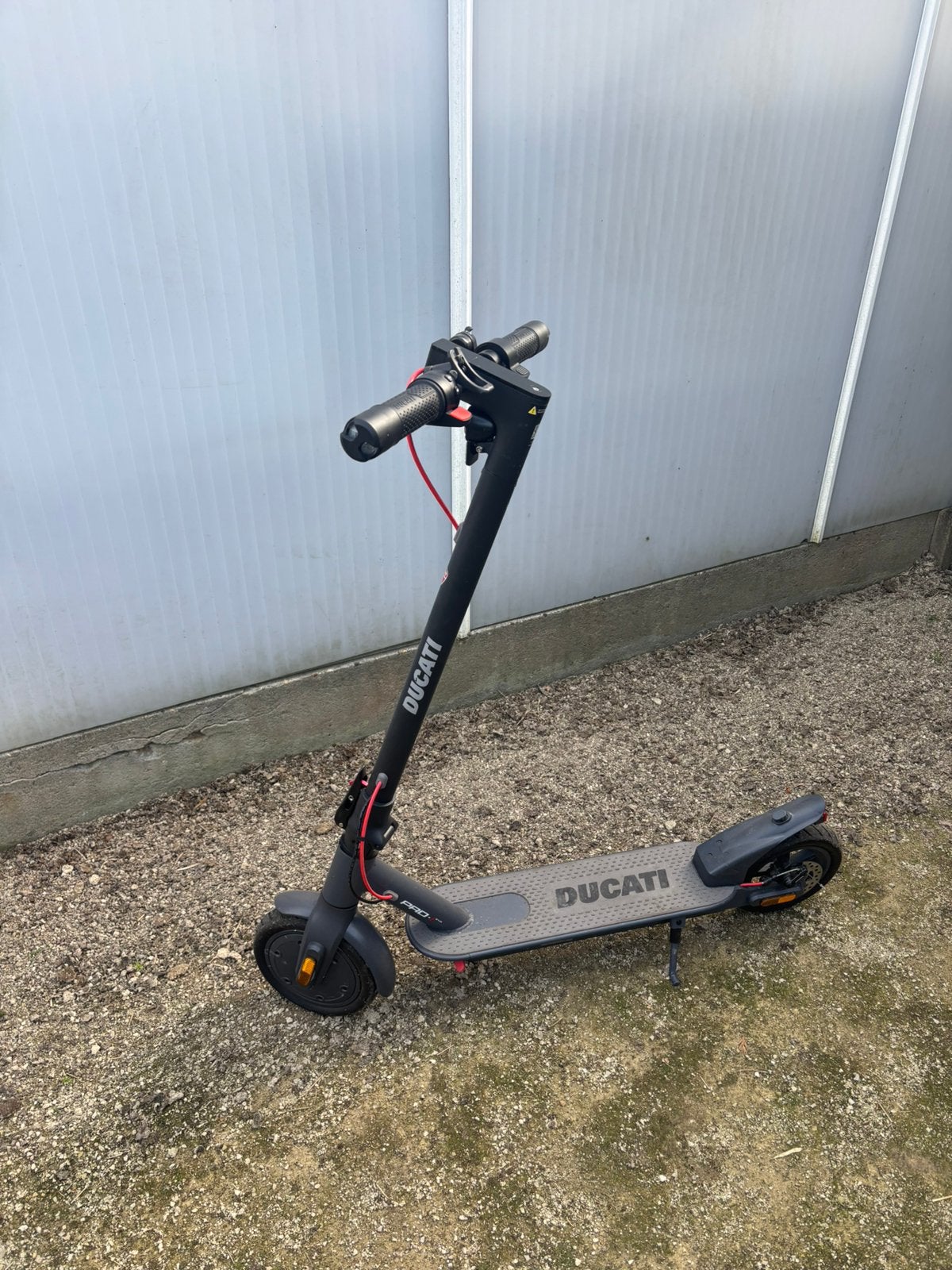 DUCATI PRO-I, Ophalen, Zo goed als nieuw, Elektrische step (E-scooter)