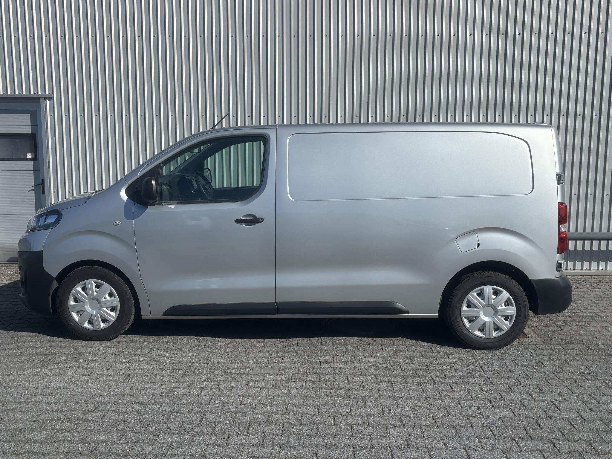Citroen Jumpy 1.6 BlueHDI 95 Club M*NAVI*CRUISE*A/C*TEL*PDC*, Voorwielaandrijving, Stof, Gebruikt, Euro 6