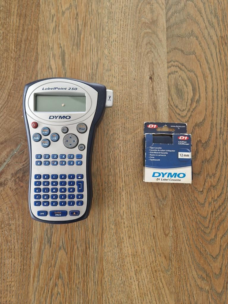 Dymo LabelPoint 250 met extra labelcassette, Computers en Software, Labelprinters, Gebruikt, Qwerty, Dymo, Ophalen of Verzenden