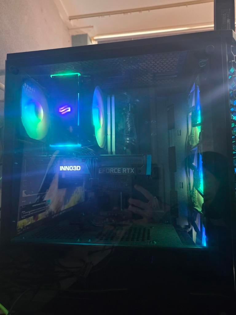 Gaming PC met MSI monitor, Computers en Software, Desktop Pc's, Ophalen, Gaming