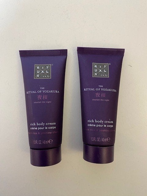 Nieuw Rituals Yozakura rich body cream 40 ml bodycream, Sieraden, Tassen en Uiterlijk, Uiterlijk | Lichaamsverzorging, Verzenden
