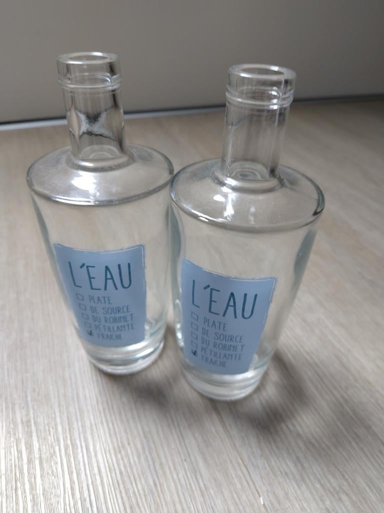 Waterflessen, Ophalen