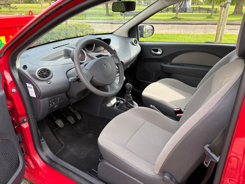 Renault Twingo 1.2 16V 2011 Rood, 81.000 km, Auto's, 839 kg, Twingo, 74 pk, 4 cilinders