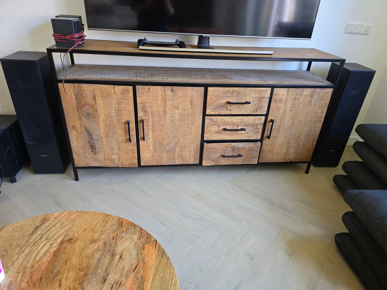 Dressoir, Ophalen