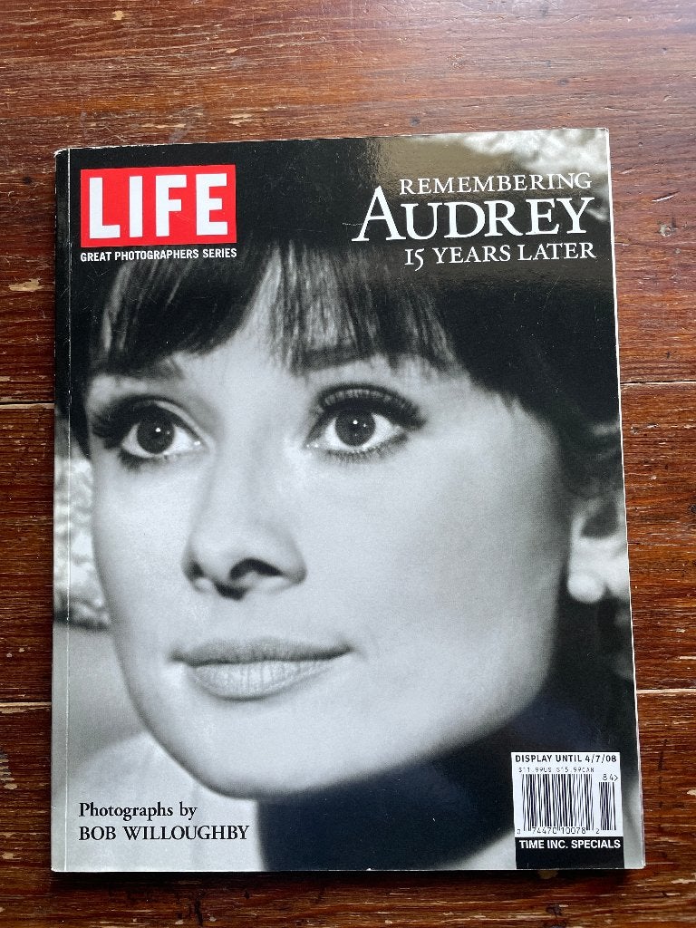 Bob Willoughby Remembering Audrey 15 years later 2008, Personen, Ophalen of Verzenden, Zo goed als nieuw, Bob Willoughby
