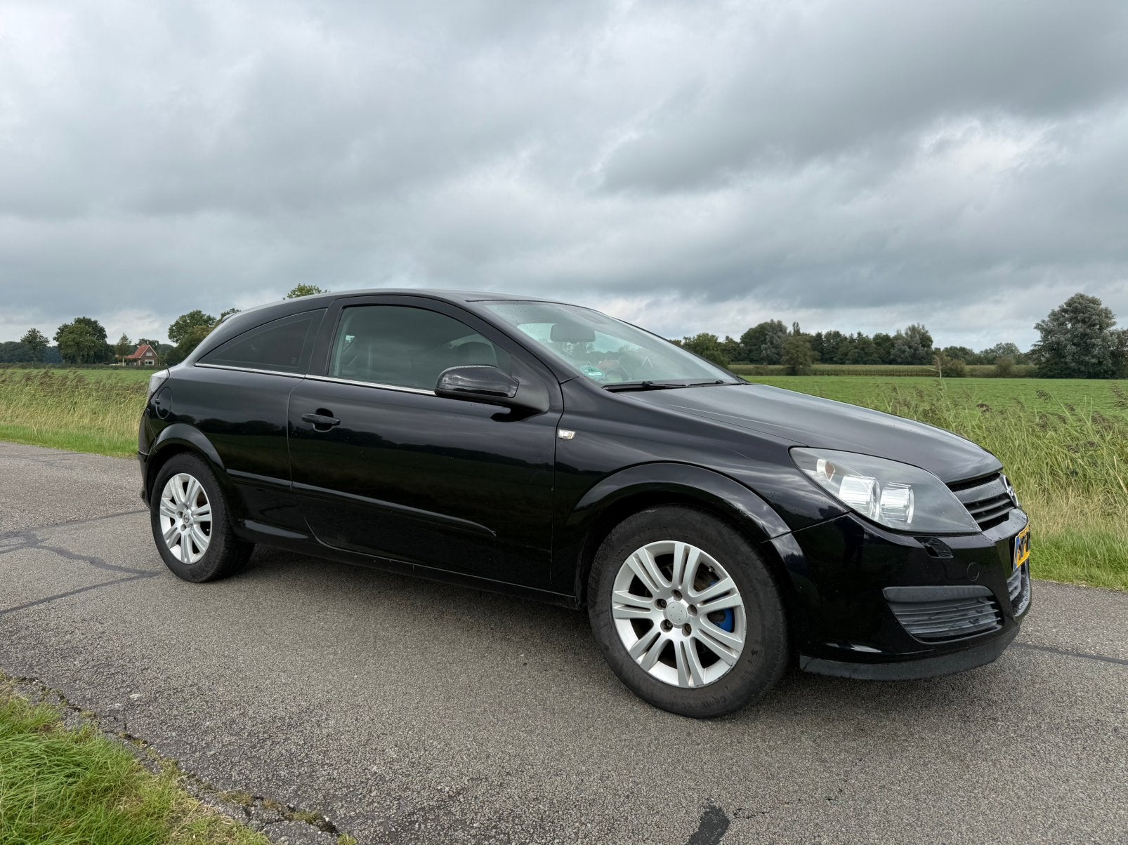 Opel Astra 1.6 16V GTC 85KW 2007 Zwart, Auto's, Voorwielaandrijving, 15 km/l, 625 kg, 4 cilinders
