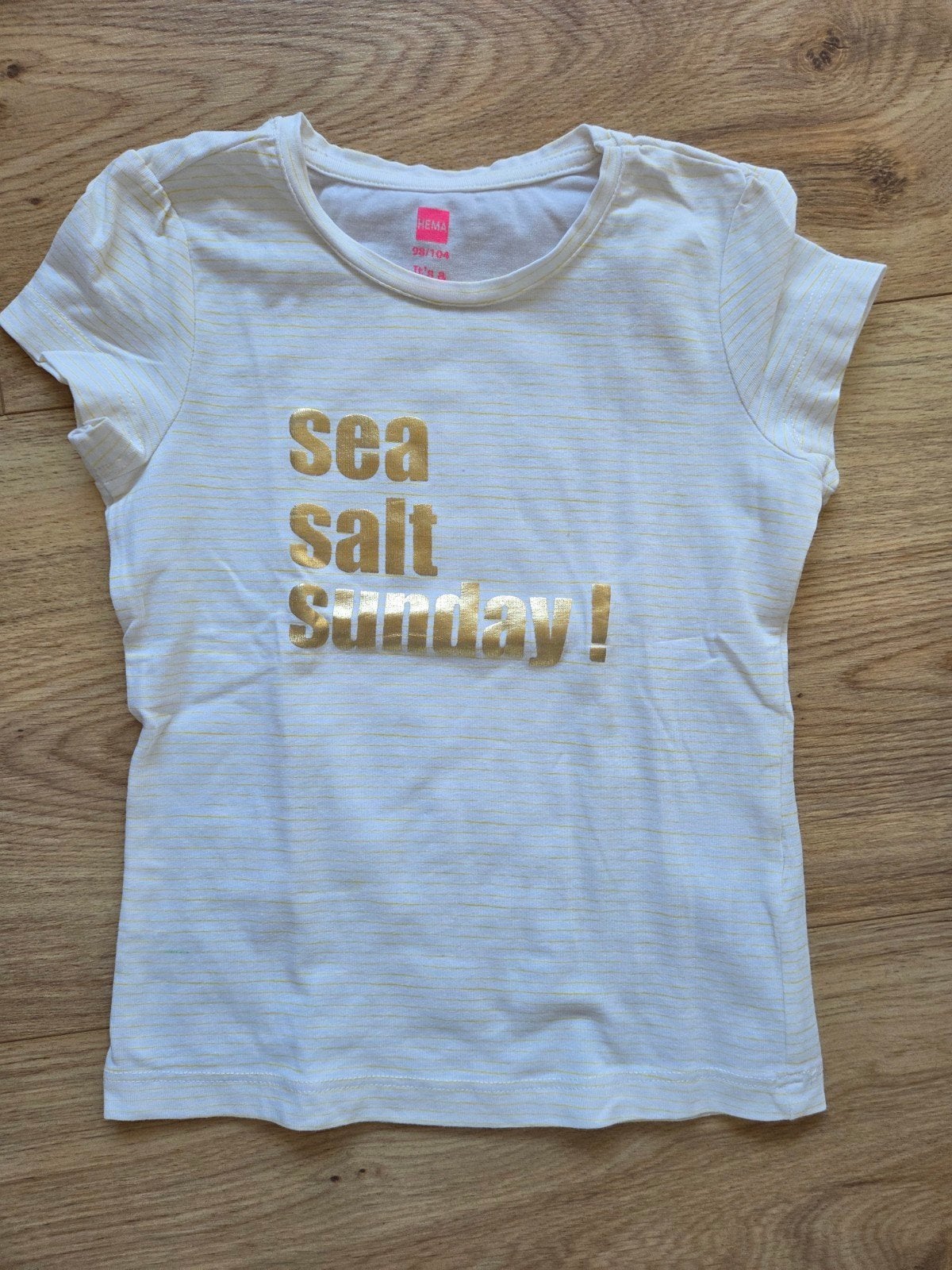 Tshirt Hema, maat 98-104, Meisje, Ophalen of Verzenden, Zo goed als nieuw, Shirt of Longsleeve