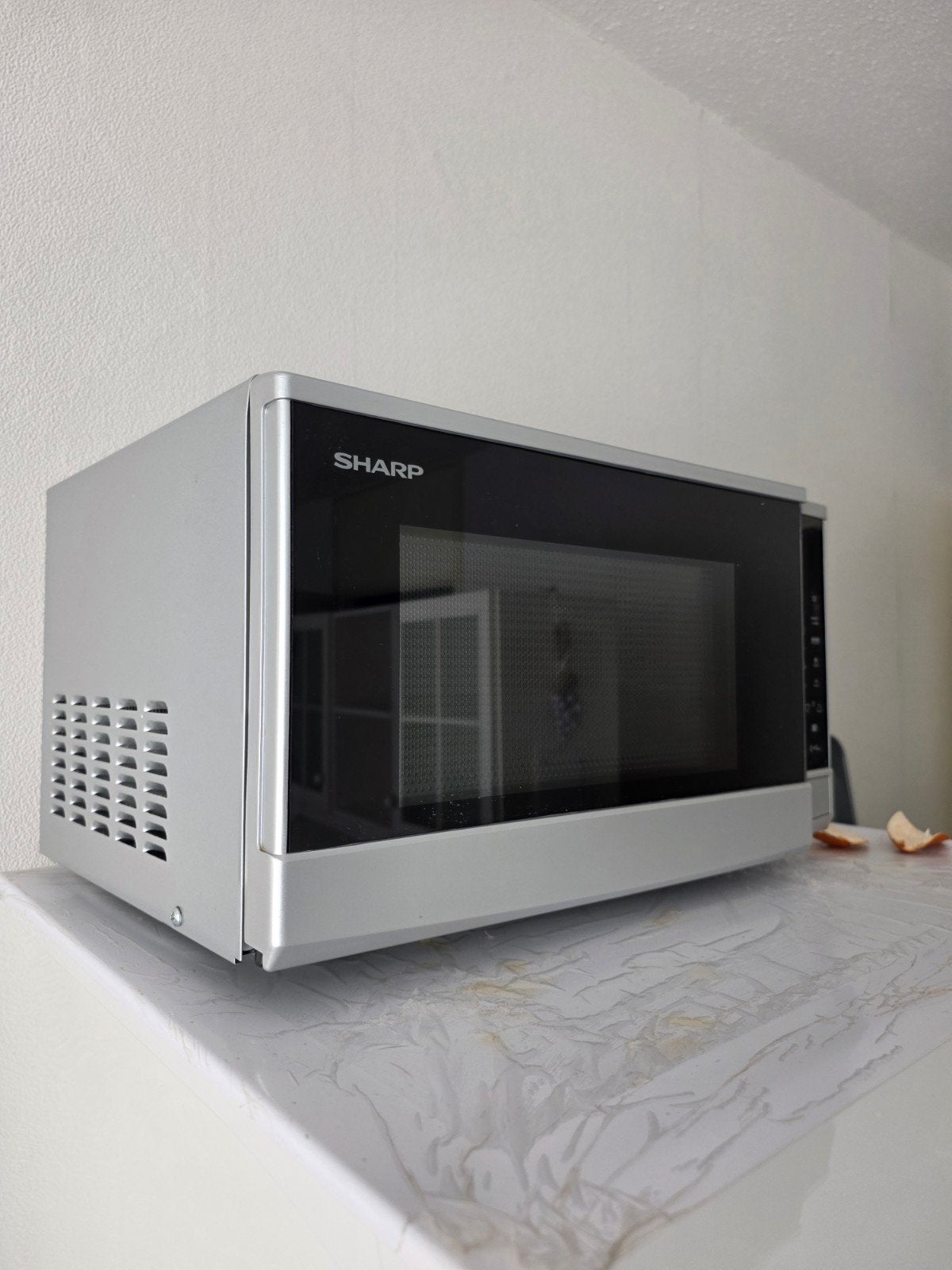 Sharp Magnetron - Zo goed als nieuw, Witgoed en Apparatuur, Magnetrons, Zo goed als nieuw, Vrijstaand, Magnetron, 45 tot 60 cm