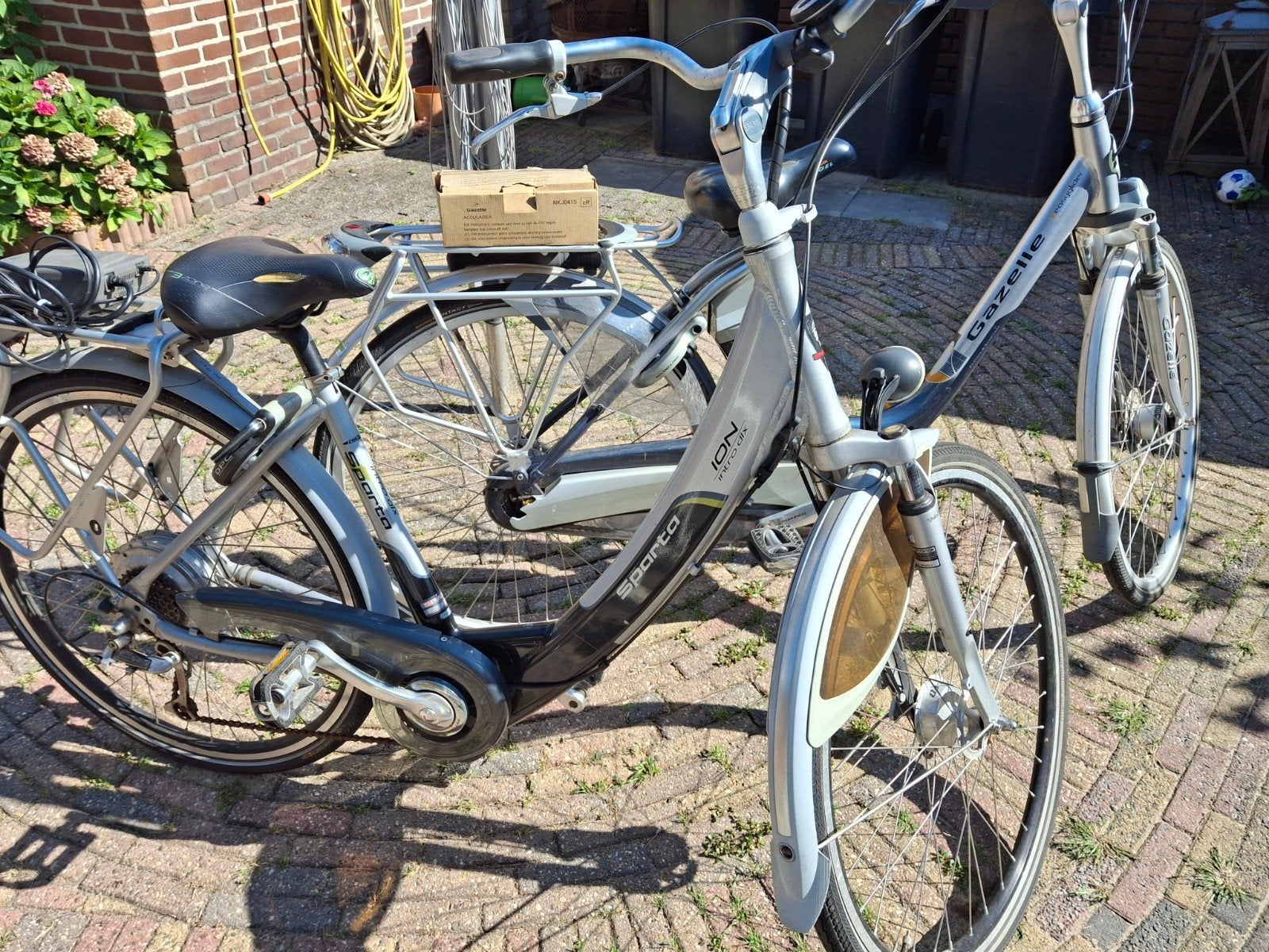 Defecte Gazelle e-bike voor onderdelen of reparatie, Fietsen en Brommers, Elektrische fietsen, Ophalen of Verzenden