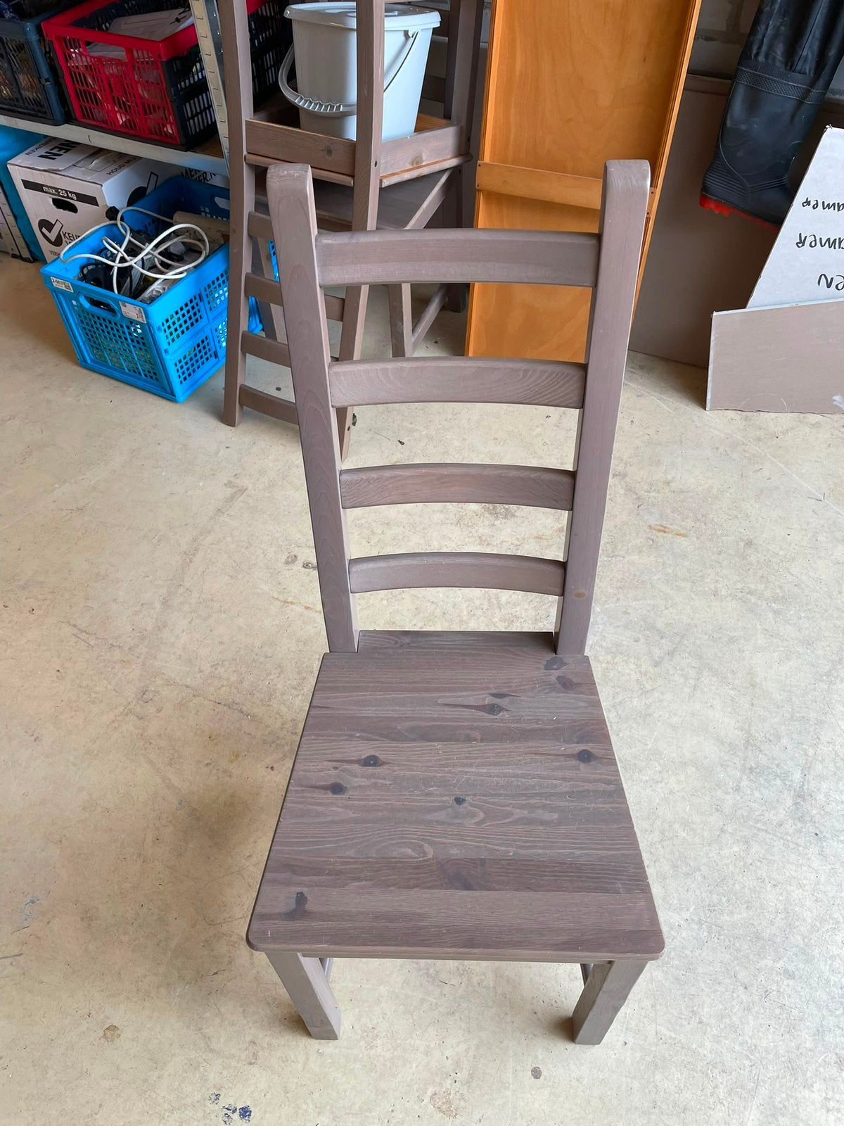 4 stevige stoelen gratis afhalen, Ophalen, Gebruikt, Bruin, Vier