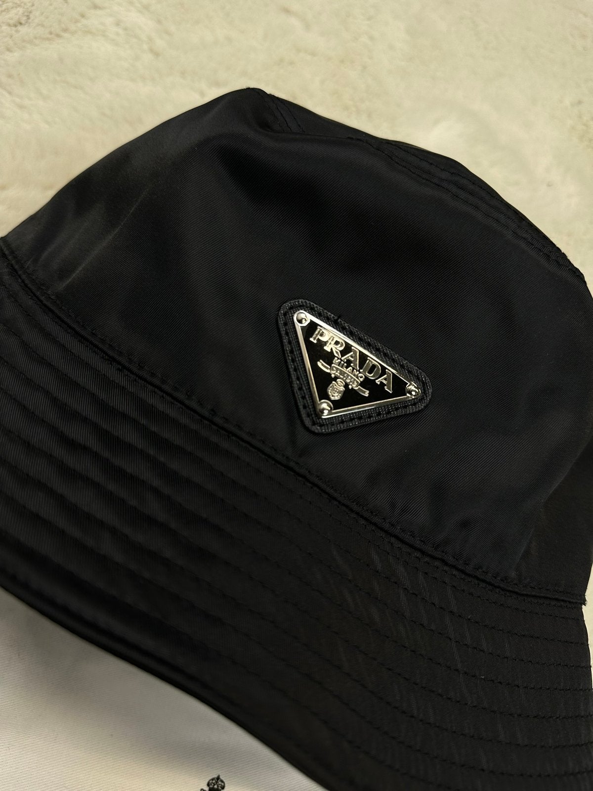 Gucci pet & Prada bucket hat, Ophalen of Verzenden, Nieuw, One size fits all, Pet