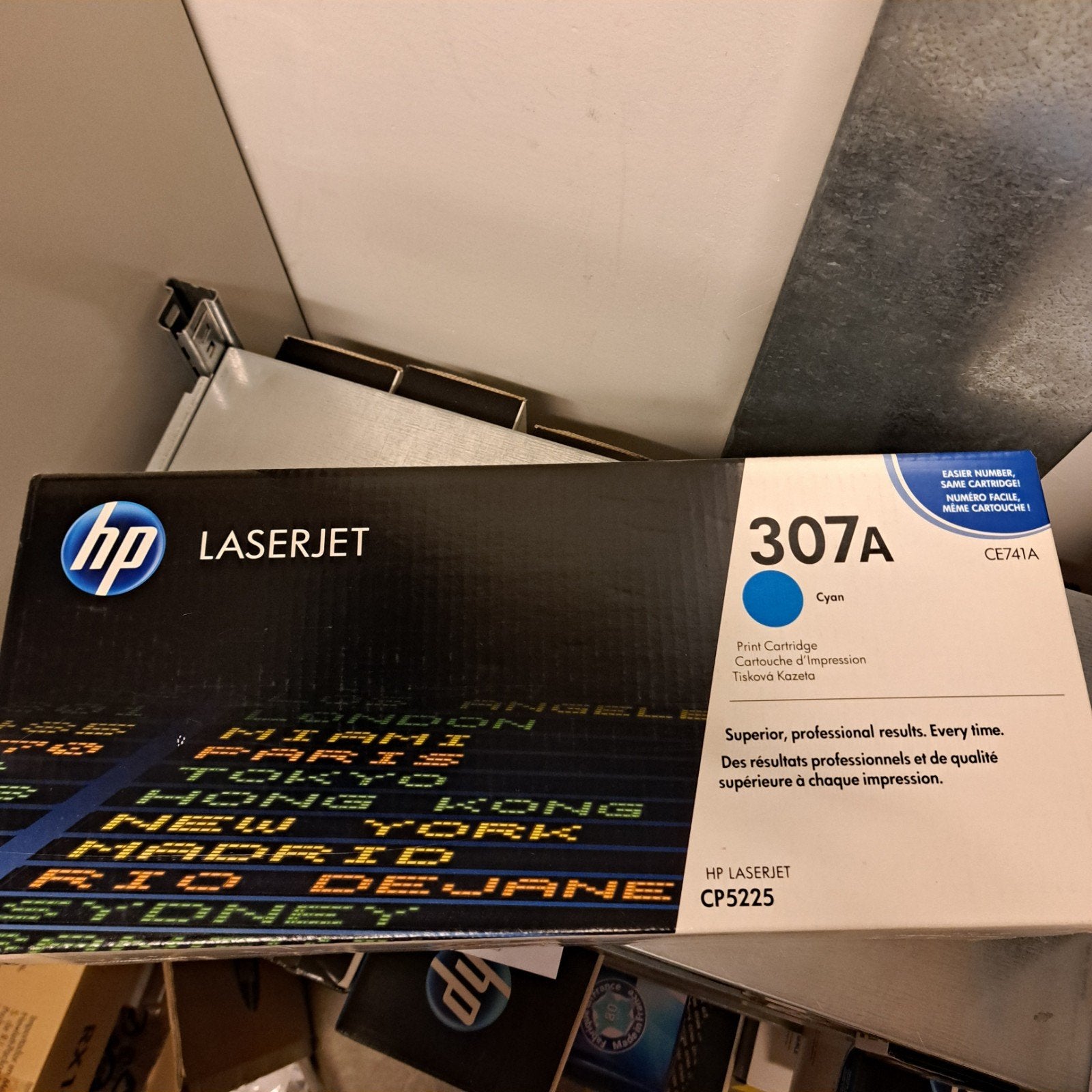 HP LaserJet 307A Cyan en Geel Toner Cartridge CE741A, Ophalen of Verzenden, Nieuw, Toner, HP