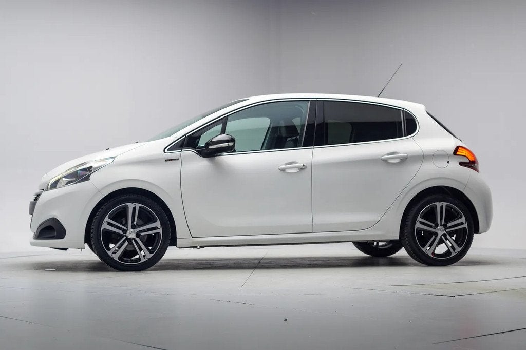 Peugeot 208 1.2 PureTech GT-line [ Distributie vv bij 123200, Auto's, Peugeot, Bedrijf, Handgeschakeld, 3 cilinders, Automatische klimaatregeling
