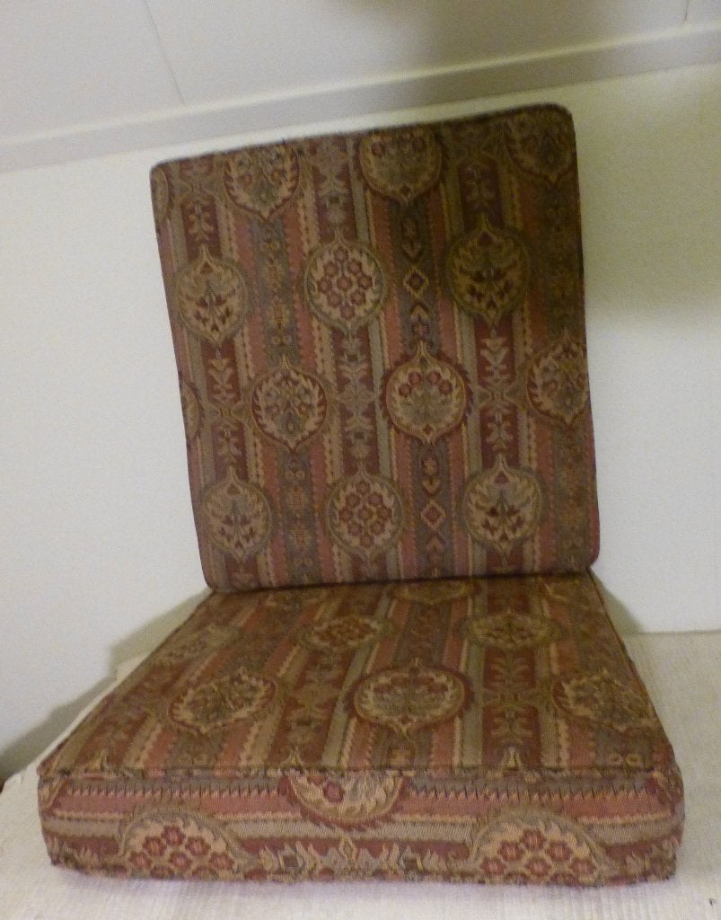 2 GEBLOEMDE KUSSENS ( KOMEN UIT DE VIFTISCH ), Minder dan 50 cm, Minder dan 75 cm, Viftisch, Ophalen of Verzenden