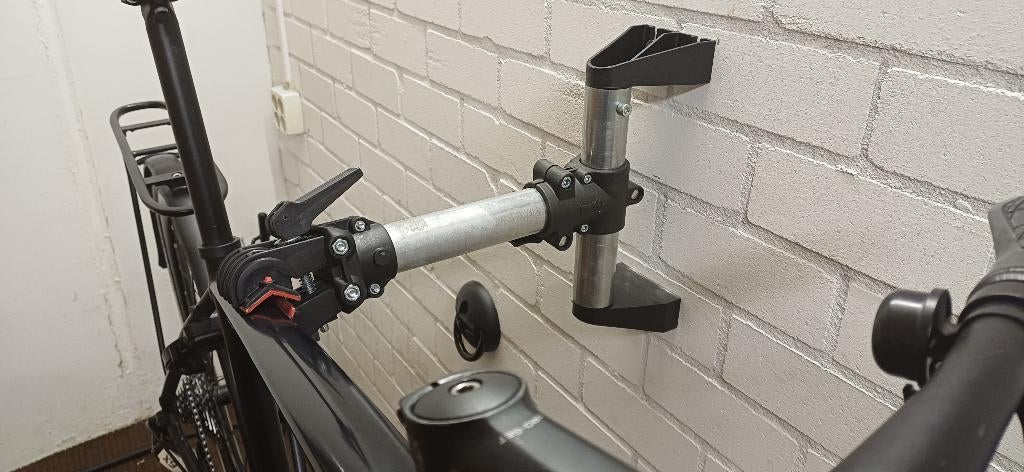 Fietsklemhouder, Fietsen en Brommers, Fietsaccessoires | Fietsgereedschap, Ophalen, Gebruikt, Overig gereedschap