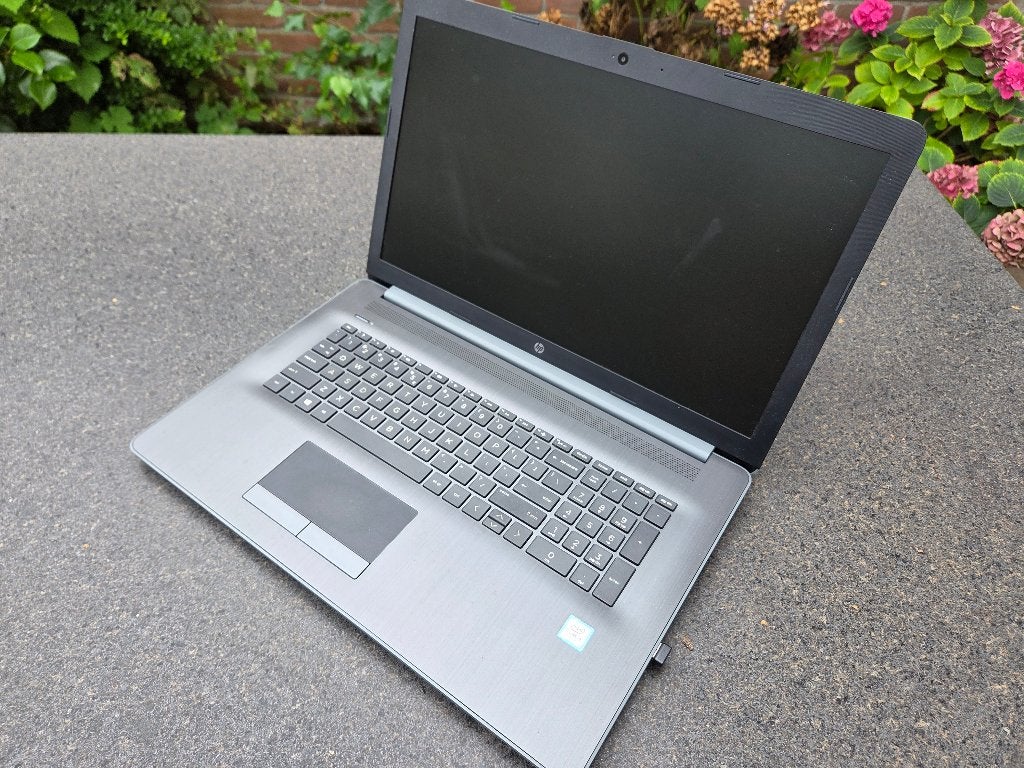 Laptop, Computers en Software, 256 GB, 2 tot 3 Ghz, Ophalen of Verzenden, Zo goed als nieuw