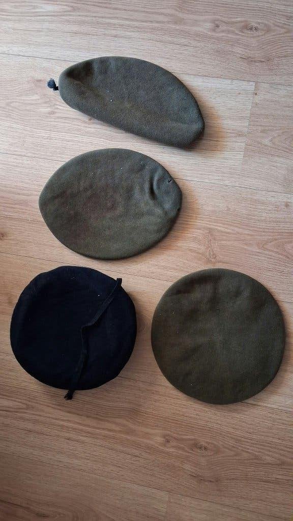 Baretten oude groene Kon. Landmacht en Kon. Marine, Ophalen of Verzenden, Landmacht, Nederland, Helm of Baret