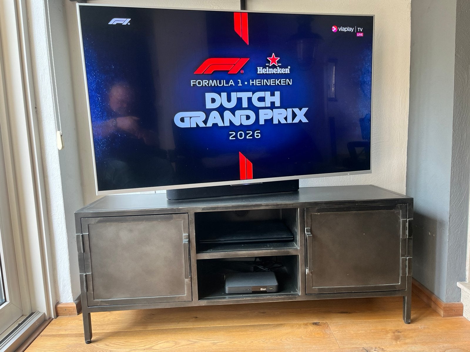 Carpino tv meubel, 100 tot 150 cm, Ophalen of Verzenden, Zo goed als nieuw, Minder dan 100 cm