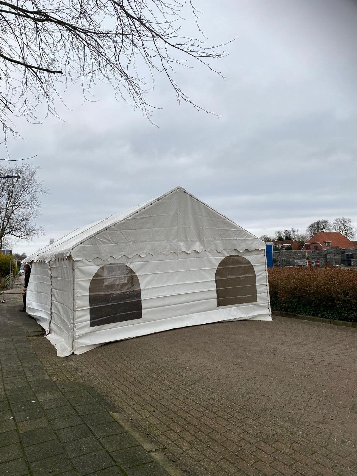 Te huur: Tent, Tuin en Terras, Ophalen, Zo goed als nieuw, 8 meter of meer, 6 meter of meer