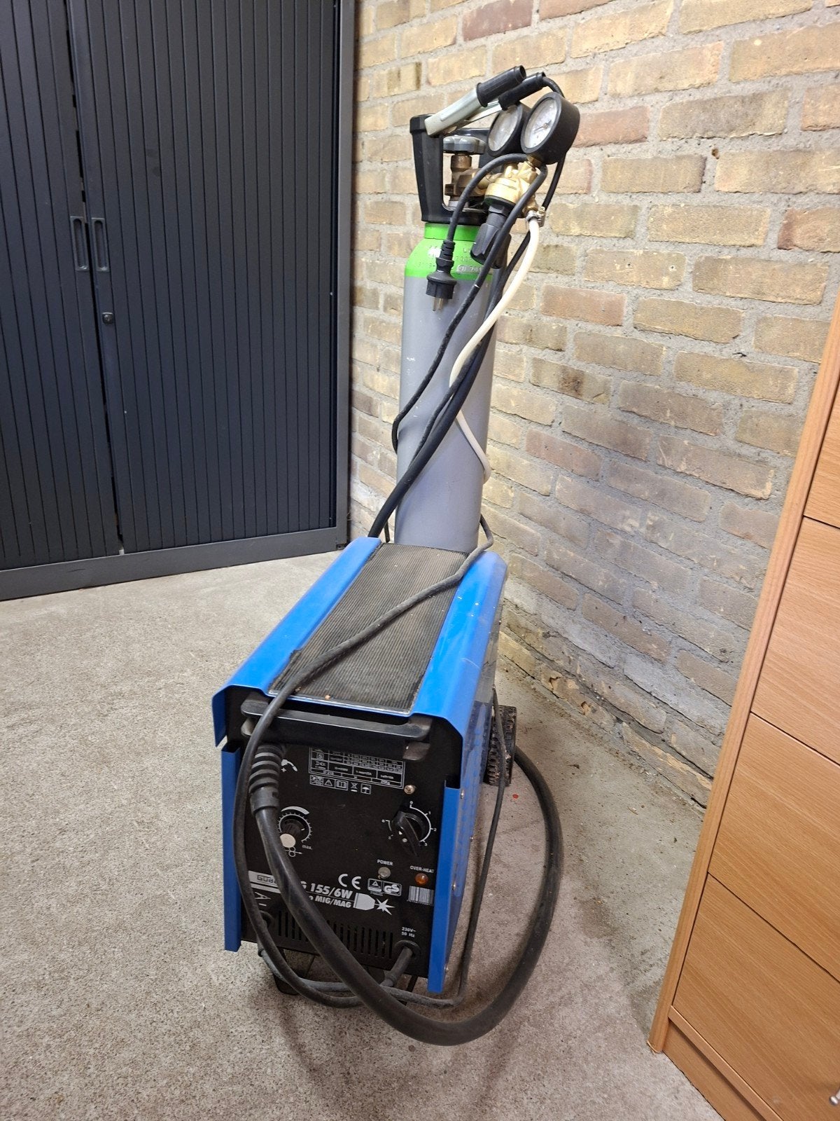 Gude MIG 155/6W Lasapparaat met gasfles en toebehoren, Ophalen, Zo goed als nieuw, 150 tot 250 ampère, Co2