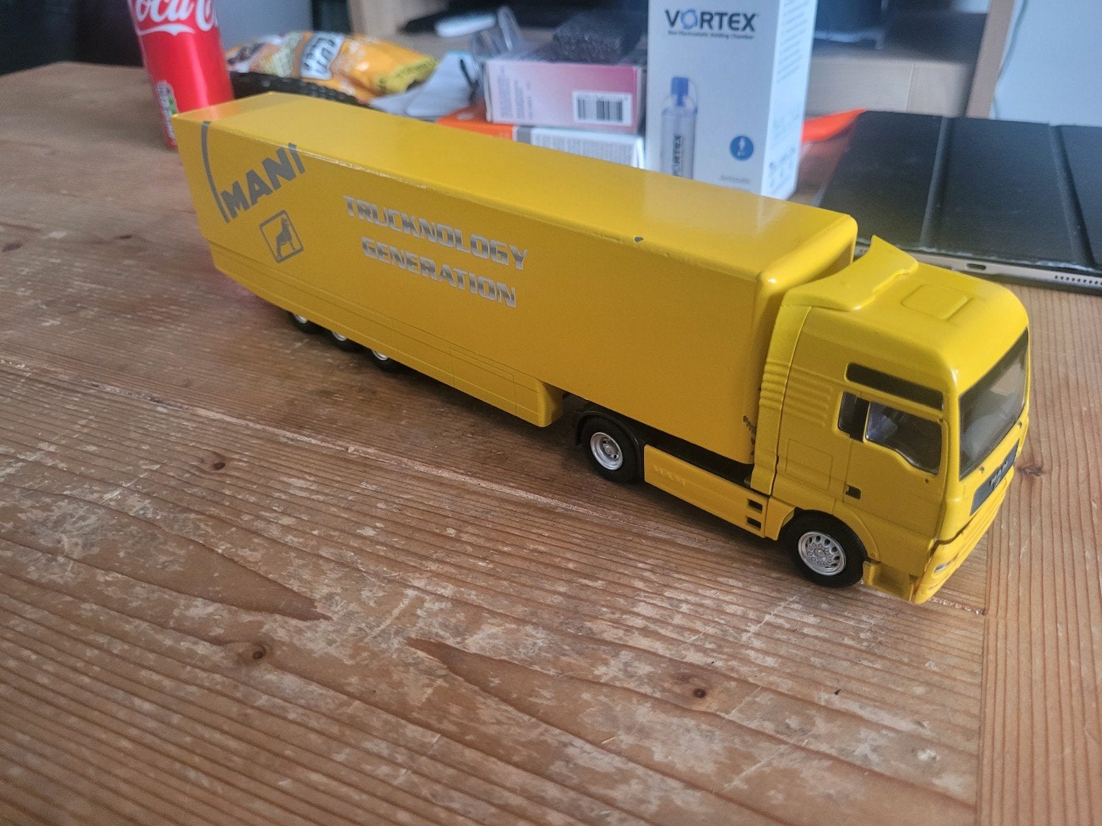 Man met demo oplegger, NZG, N, N, Nzg
