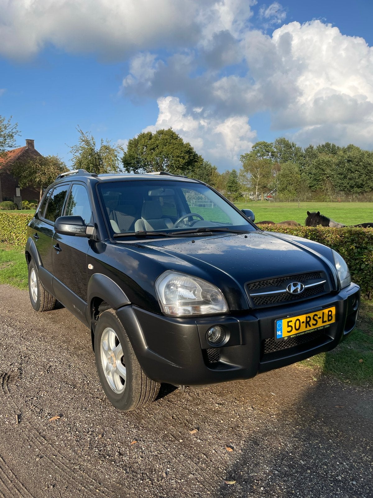 Hyundai Tucson 2.0 I 2WD 2005 Zwart, Auto's, 4 cilinders, Zwart, Origineel Nederlands, 75 €/maand