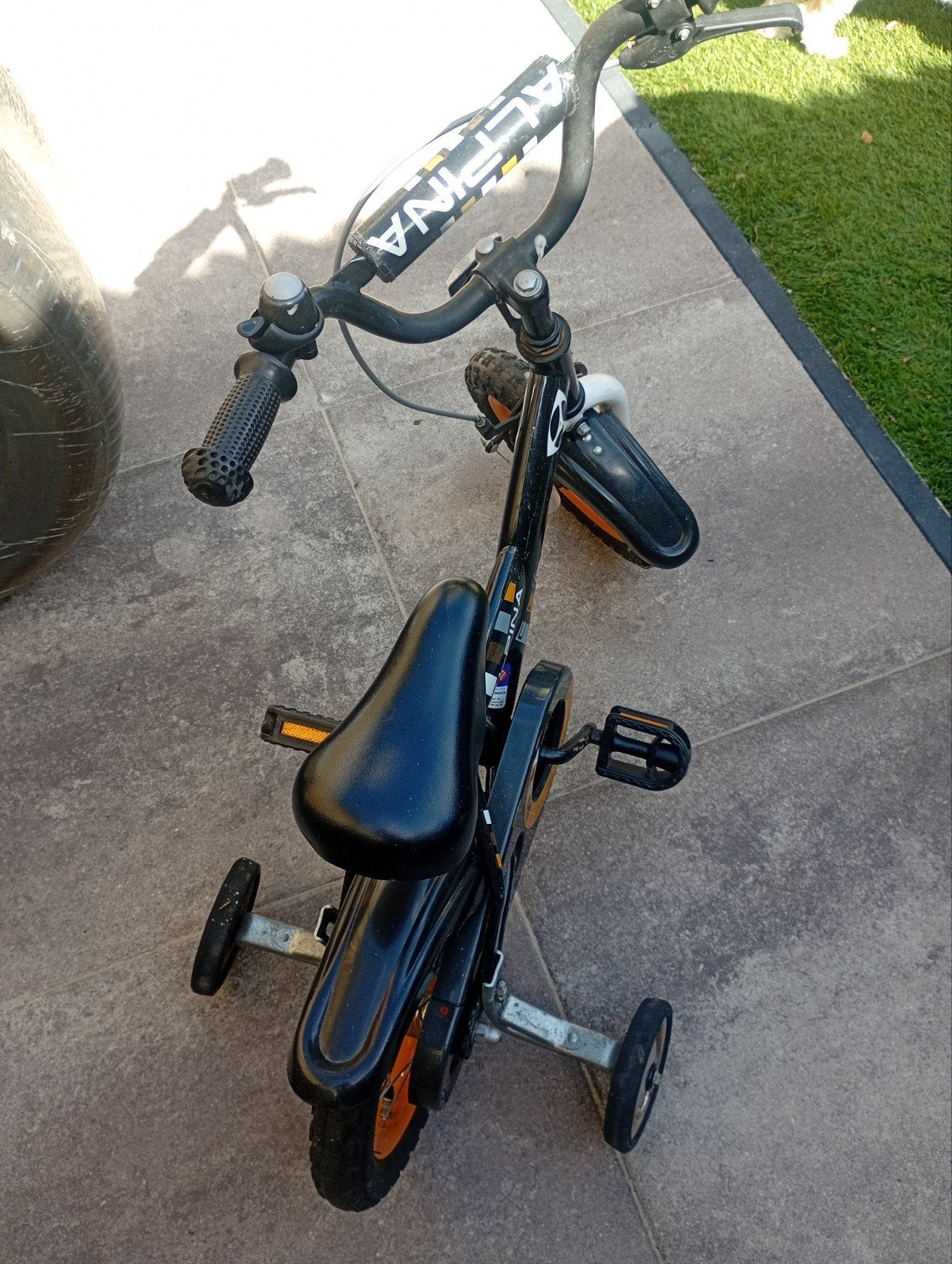 Alpina kinderfiets met zijwieltjes, Ophalen, Zijwieltjes, Gebruikt, Velgrem