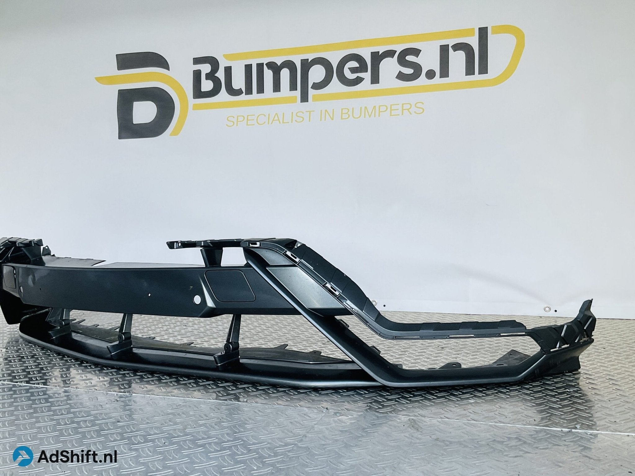 BUMPER Lamborghini Urus 2018-2020 4ML807110 Spoiler VOORBUMP, Auto-onderdelen, Carrosserie en Plaatwerk, Bumper