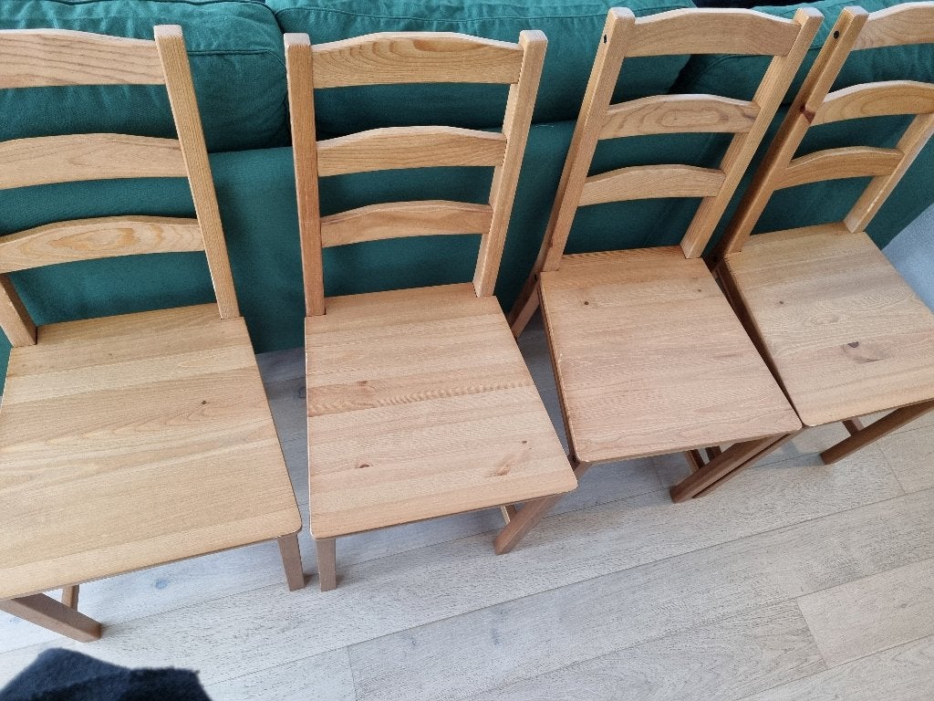 Gratis Ikea tafel met stoelen, Ophalen, Gebruikt, 100 tot 150 cm, 50 tot 100 cm