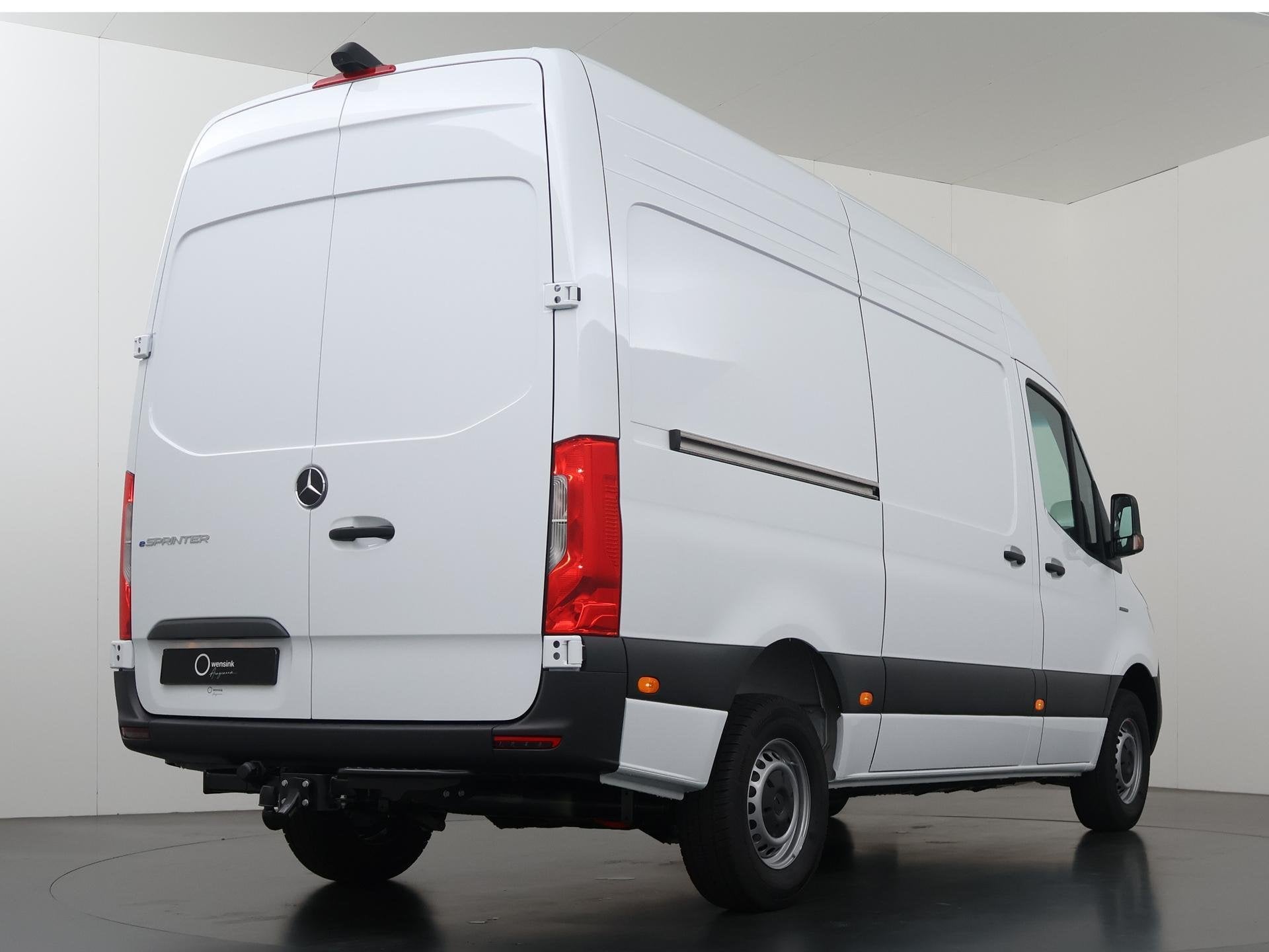 Mercedes-Benz eSprinter 314 L2 H2 PRO | 56 kWh | 100% elektr, Automaat, Zwart, 2000 kg, Wit