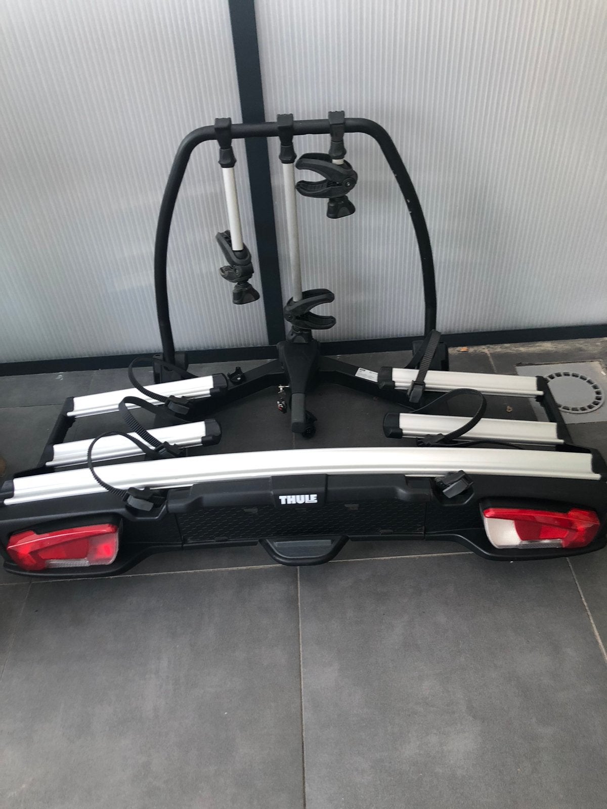 Thule VeloSpace XT3 Trekhaakdrager voor 3 fietsen (60kg), Auto diversen, Fietsendragers, Zo goed als nieuw, Trekhaakdrager, Brede banden