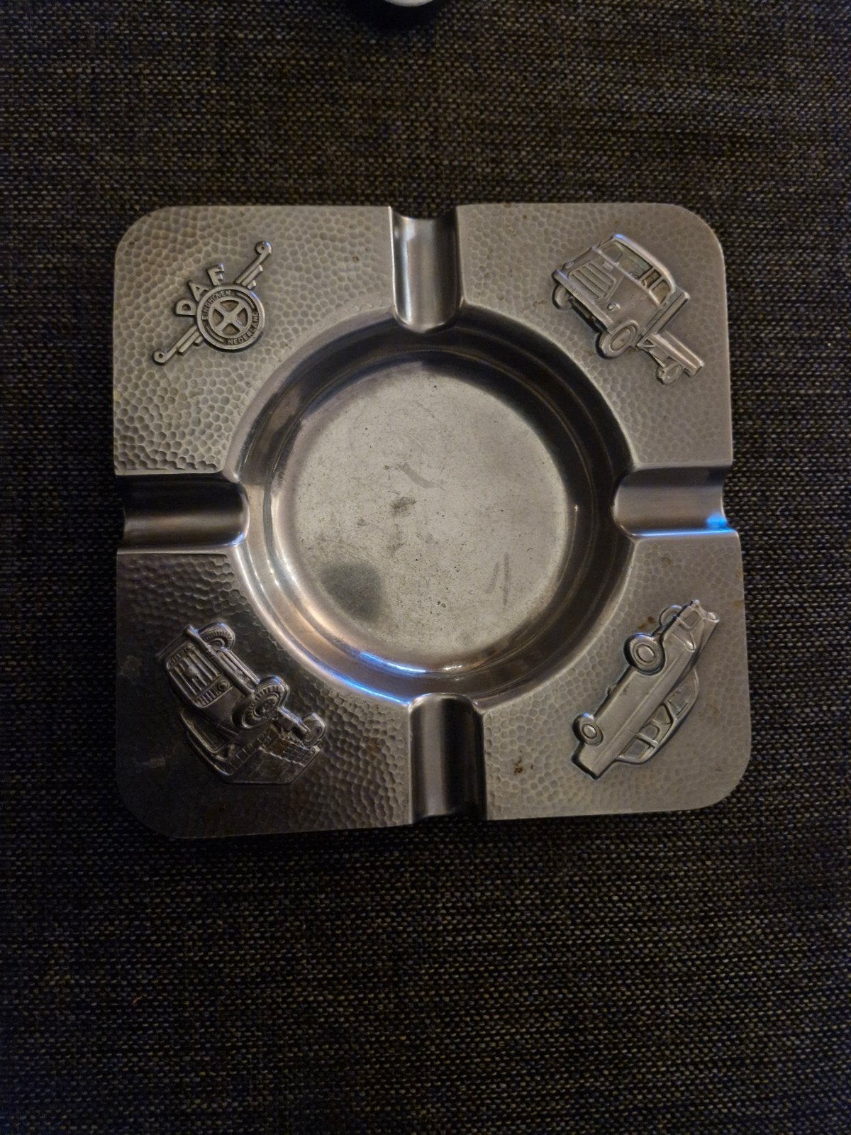 Vintage DAF asbak met auto-afbeeldingen, Ophalen of Verzenden, Gebruikt, Asbak
