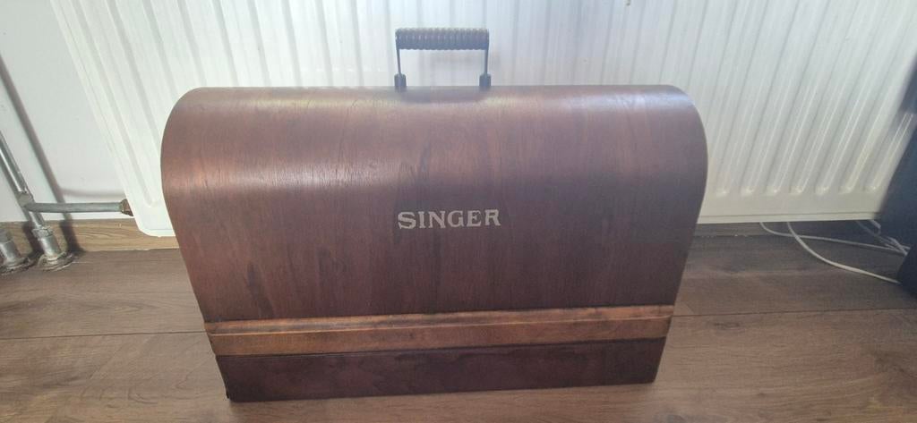 Antieke Singer Naaimachine met Houten Kap, Antiek en Kunst, Antiek | Naaimachines, Ophalen of Verzenden